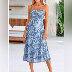 NWT BTFBM Floral Blue Midi Dress Size L